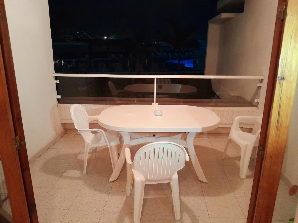 Apartamentos Tamaran San Bartolomé Esterno foto
