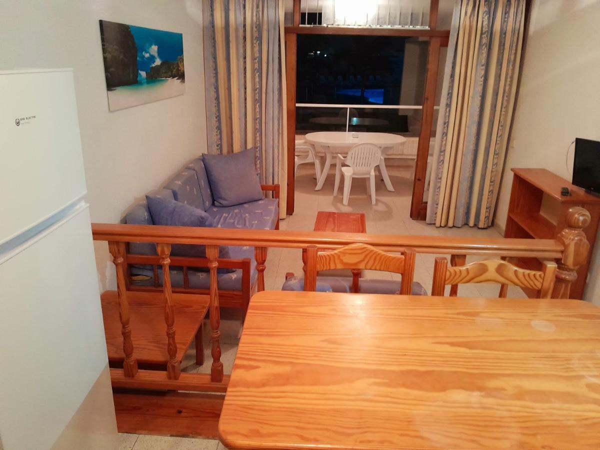 Apartamentos Tamaran San Bartolomé Esterno foto